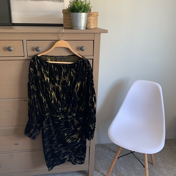 Zara Dresses & Skirts - ZARA velvet and gold cocktail dress